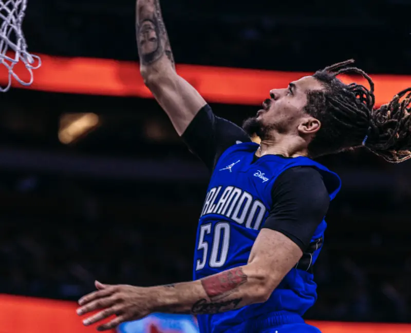 ▲Cole Anthony在最後1.3秒跳投「準絕殺」，率隊以102:101逆轉籃網，魔術在今收下勝利後，本季4度對決籃網都拿下勝利。（圖／取自魔術隊官方X）