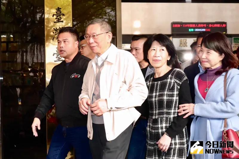 ▲律師黃帝穎直言,如抗告駁回,北檢仍可就柯文哲四大案另案聲押。(圖/記者李政龍攝,2024.12.30)