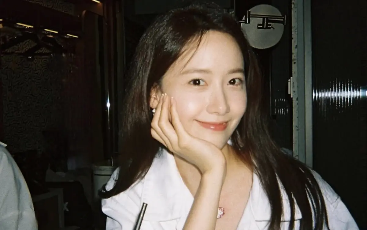 ▲潤娥（見圖）小鹿般的長相讓她被列為「Free Pass相」，不只她，還有車銀優、丁海寅、秀智、DK等人，也都被列為見父母一定無條件合格的長相。（圖／取自潤娥 IG）