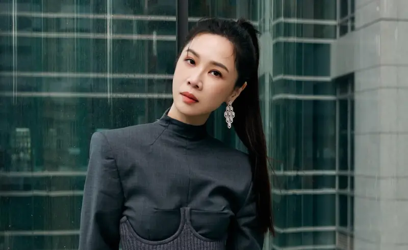 ▲今日是謝盈萱的45歲生日，她「不慶生」的原因竟藏洋蔥，謝盈萱透露自己近日得知斷聯10多年好友的死訊，內心悲痛萬分。（圖／謝盈萱臉書）