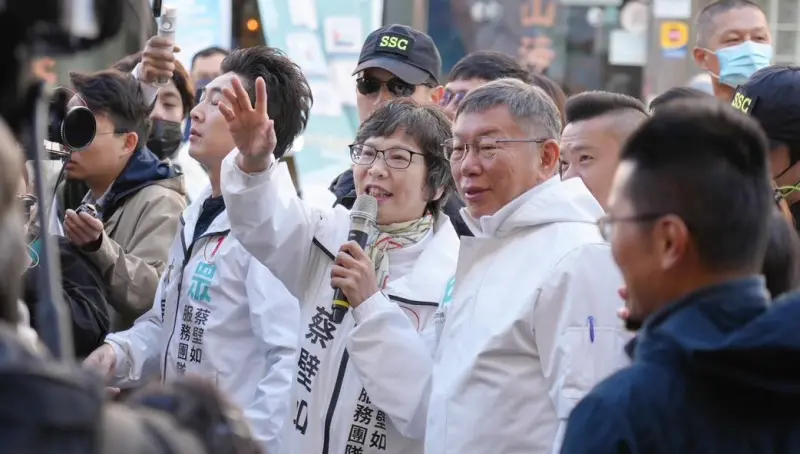 ▲柯文哲與蔡壁如相識30年,立委選舉時曾多次南下助選。(資料畫面/翻攝蔡壁如臉書)