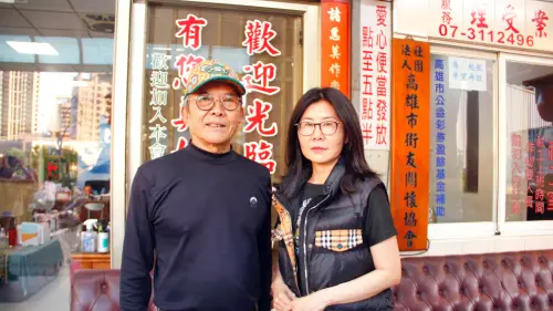 ▲行德宮宮主林朝安（左）與高雄市街友關懷協會副執行長陳璽鎂（右）堅守遊民守護神「林阿罕阿嬤」的初心，在地深耕提供街友及弱勢的服務關懷。（圖／記者陳美嘉翻攝）