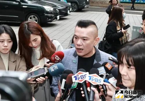 影／黃國昌接代理主席　他曝柯文哲講到哽咽「沒有人這麼偉大」
