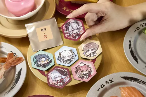 超越原神!壽司郎《鳴潮》春之鳴饗 兌換碼18款週邊商品活動一覽 ▲壽司郎主題店限定「《鳴潮》Q版冰箱貼」,全套共6款。(圖/台灣壽司郎提供)