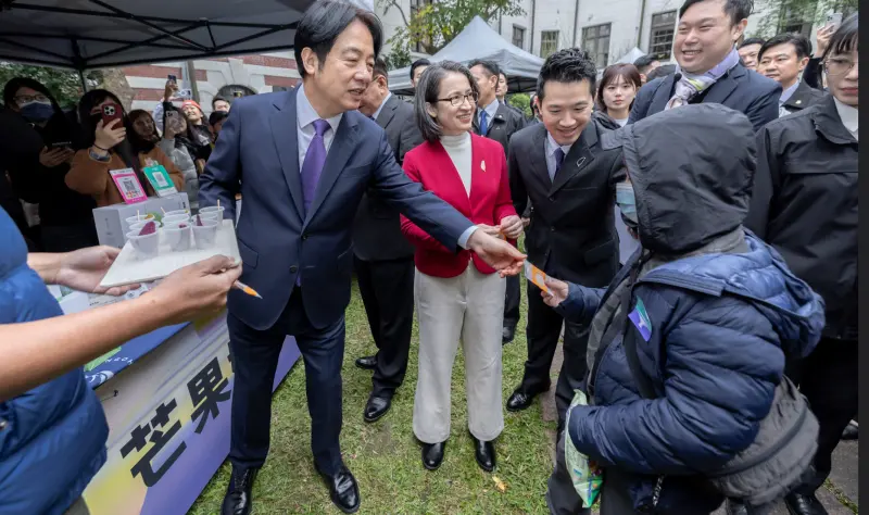 ▲總統府昨於元旦假期開放民眾參觀,吸引民眾到場參與。(圖/總統府提供)