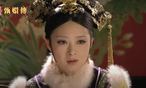 ▲蔣欣飾演的華妃囂張跋扈。(圖/翻攝自YouTube 八大) ▲蔣欣飾演的華妃囂張跋扈。(圖/翻攝自YouTube 八大)