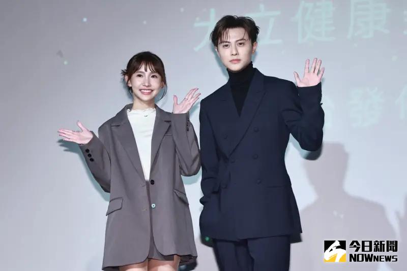 ▲粿粿（左）、王子（右）過去於社群IG對話流出，粿粿留言：「papapa」，王子則回應「對啪啪啪情有獨鍾？」帶有暗示性字眼相當曖昧，引發熱議。（圖／記者葉政勳攝 , 2025.01.04）