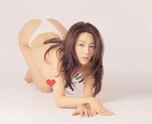 ▲喻可欣在家人的鼓勵下拍攝成人寫真集,作品性感又唯美。(圖/翻攝自非常貓咪) ▲喻可欣在家人的鼓勵下拍攝成人寫真集,作品性感又唯美。(圖/翻攝自非常貓咪)