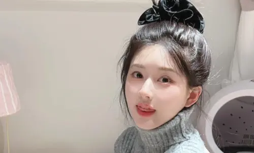 趙露思在台灣念大學!餐廳煮飯舊照曝光 受封「餛飩西施」超清純 ▲趙露思在台灣念大學!餐廳煮飯舊照曝光 受封「餛飩西施」超清純(圖/趙露思IG)