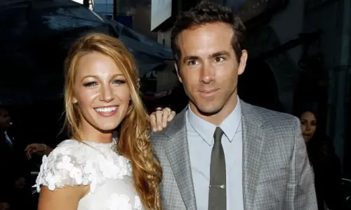 ▲布蕾克萊佛莉（左）與萊恩雷諾斯大戰《到我們為止》導演賈斯汀巴爾多尼，卻賠上了與泰勒絲的友誼。（圖／美聯社／達志影像）