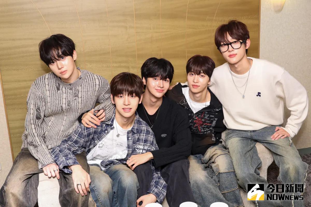 ▲DRIPPIN成員黃允省（左起）、金東玧、車俊昊、李協、金敏緒公開「維基百科」上沒有記載的小祕密。（圖／記者陳明安攝）