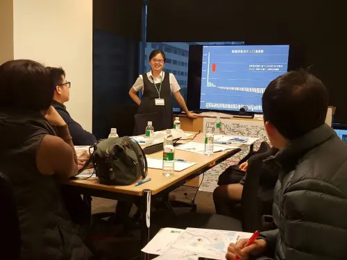 ▲在信義企業集團多元論調制度下,經歷過不同單位、跨國工作的歷練,讓信義日本台灣營業課專案經理張伉妏培養出更成熟的職場視野。(圖/信義房屋提供) ▲在信義企業集團多元論調制度下,經歷過不同單位、跨國工作的歷練,讓信義日本台灣營業課專案經理張伉妏培養出更成熟的職場視野。(圖/信義房屋提供)
