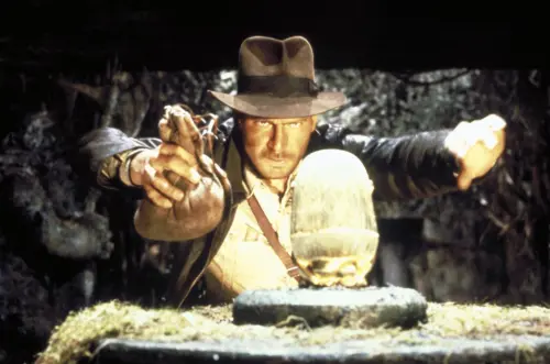 ▲《法櫃奇兵》在台灣春節檔上映時，創下破當時外片票房紀錄的驚人佳績。（圖／摘自IMDb）