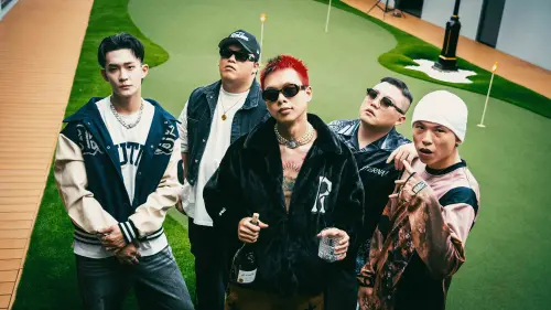 ▲高胥崴（左起）、Gambler、悟飛Luffy、歐吉虎、SheATH，一起合作的正能量台饒新歌〈CELEBRATE〉。（圖／一條龍製作公司提供）