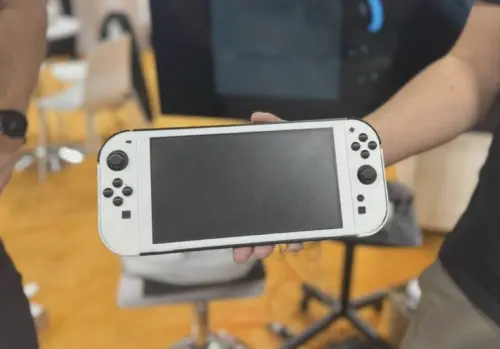 ▲CES上有配件商指稱獲得Switch 2 精準尺寸。（圖／翻攝X）