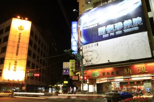 ▲新竹的老字號新復珍戲院在去年2月13號結束營業。（圖／翻攝新復珍戲院臉書）