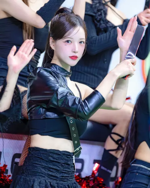 ▲▼李珠珢(上圖)、李晧禎兩大韓國啦啦隊女神有私交。(圖/李珠珢IG) ▲▼李珠珢(上圖)、李晧禎兩大韓國啦啦隊女神有私交。(圖/李珠珢IG)