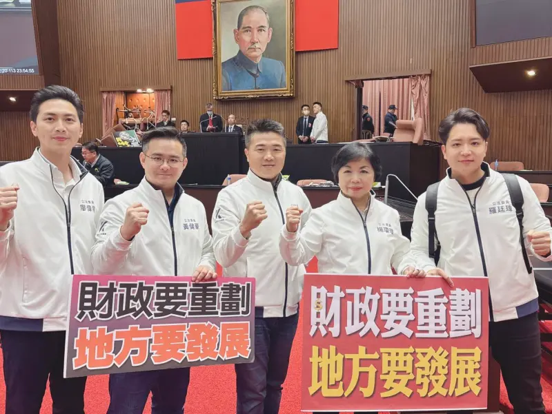 ▲國民黨立委主導《財政收支劃分法》修法，引發綠營不滿。（圖／翻攝羅廷瑋臉書）