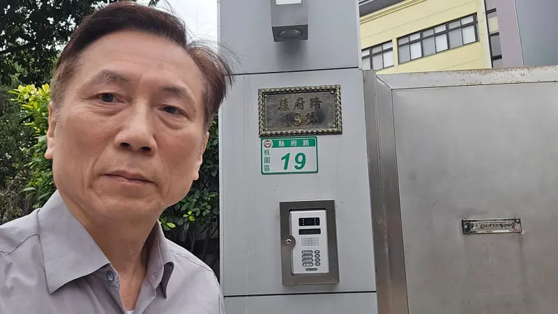 ▲桃園市議員「村長」詹江村力挺「館長」陳之漢。（圖／取自詹江村臉書）