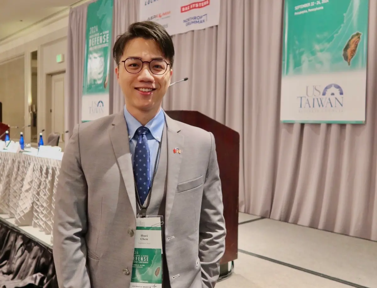 ▲國民黨副發言人陳暉今（10）針對民進黨立委鍾佳濱更改議程一事怒轟綠營讓法務部裡外不是人。（圖／取自陳暉臉書）