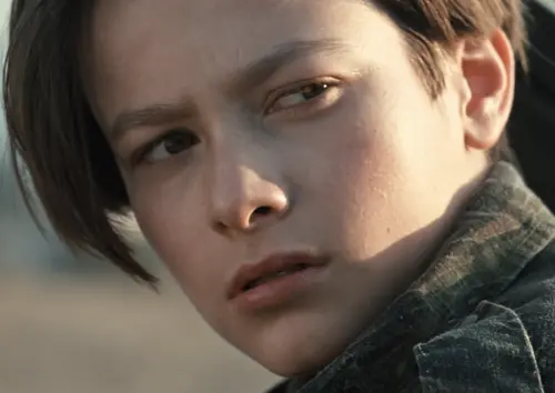 ▲《魔鬼終結者2》中的愛德華福隆清秀又英挺，眉宇間還有叛逆氣息，受到無數少女崇拜。（圖／摘自IMDb）