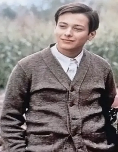 ▲年輕時極為俊秀的愛德華福隆,是很多少女心目中的白馬王子,銀幕下的生活卻糜爛,更有許多灰暗的真相。(圖/摘自IMDb) ▲年輕時極為俊秀的愛德華福隆,是很多少女心目中的白馬王子,銀幕下的生活卻糜爛,更有許多灰暗的真相。(圖/摘自IMDb)