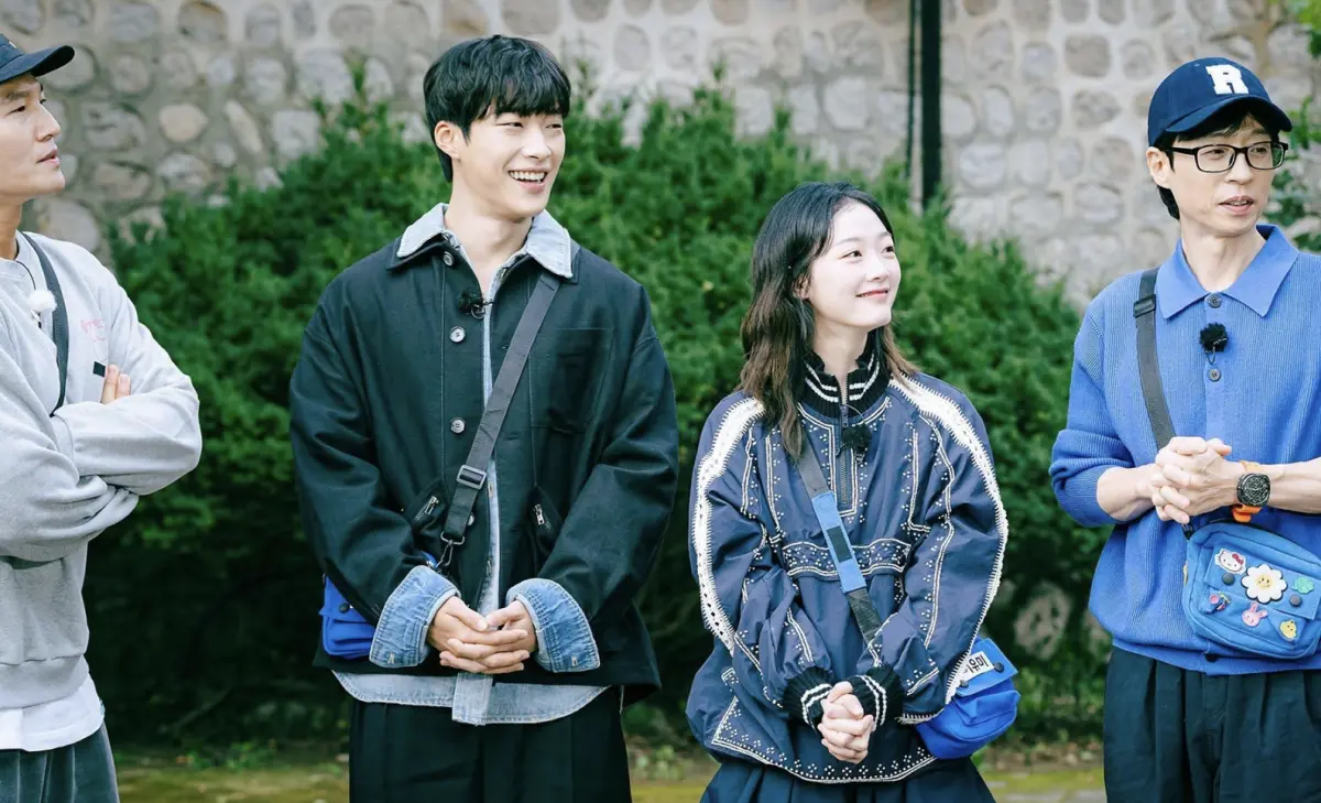 ▲出演《魷魚遊戲》的李瑜美（右）登上《Running Man》（RM）化身遊戲王，心情上她則坦言相當緊張：「感覺快要瘋掉了！」（圖／中天綜合台提供）