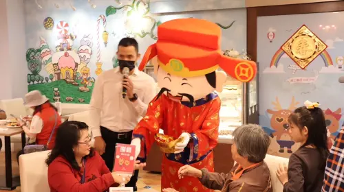 ▲「福容墾丁店」初一、初二晚上,安排趣味的賭神之夜及財神爺發金幣的活動。(圖/福容墾丁店提供) ▲「福容墾丁店」初一、初二晚上,安排趣味的賭神之夜及財神爺發金幣的活動。(圖/福容墾丁店提供)