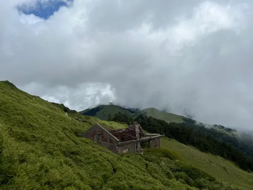 ▲合歡山東峰滑雪場遺址(圖/記者賴禹妡攝) ▲合歡山東峰滑雪場遺址(圖/記者賴禹妡攝)