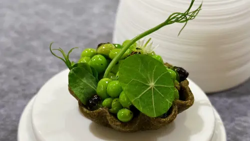 ▲餐會菜單共計13道，兩大主廚完美呈現一道道驚艷美味。（圖／記者陳美嘉翻攝）