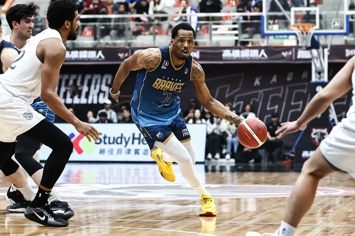 ▲金恩半場25分的表現，幫助勇士以20分以上的差距進入下半場，全場則是轟下33分，帶隊在客場贏球。（圖／富邦勇士提供）