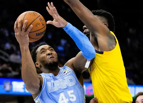 ▲克里夫蘭騎士吞下本季最慘烈的一敗，球隊缺點也浮現。（圖／美聯社／達志影像）