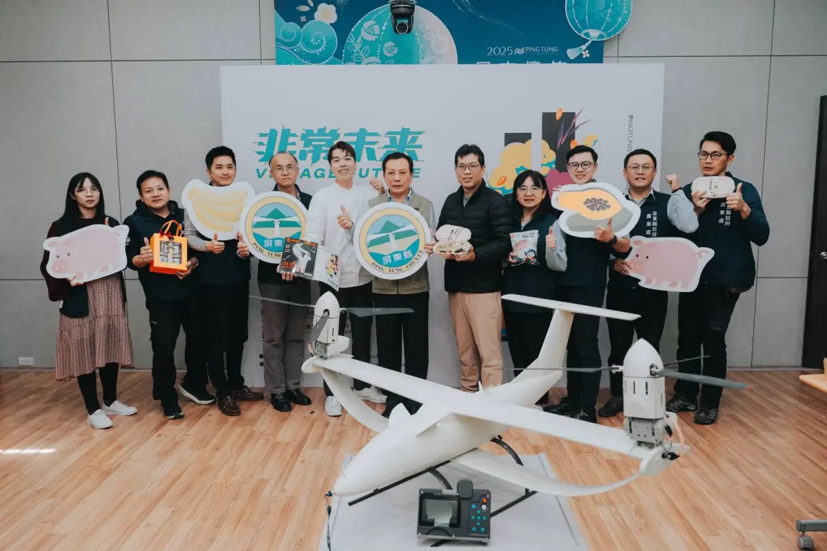 ▲2025屏東熱博記者會，由縣府農業處長率領各科室主管及Sky共同行銷。（圖／屏東縣府提供）