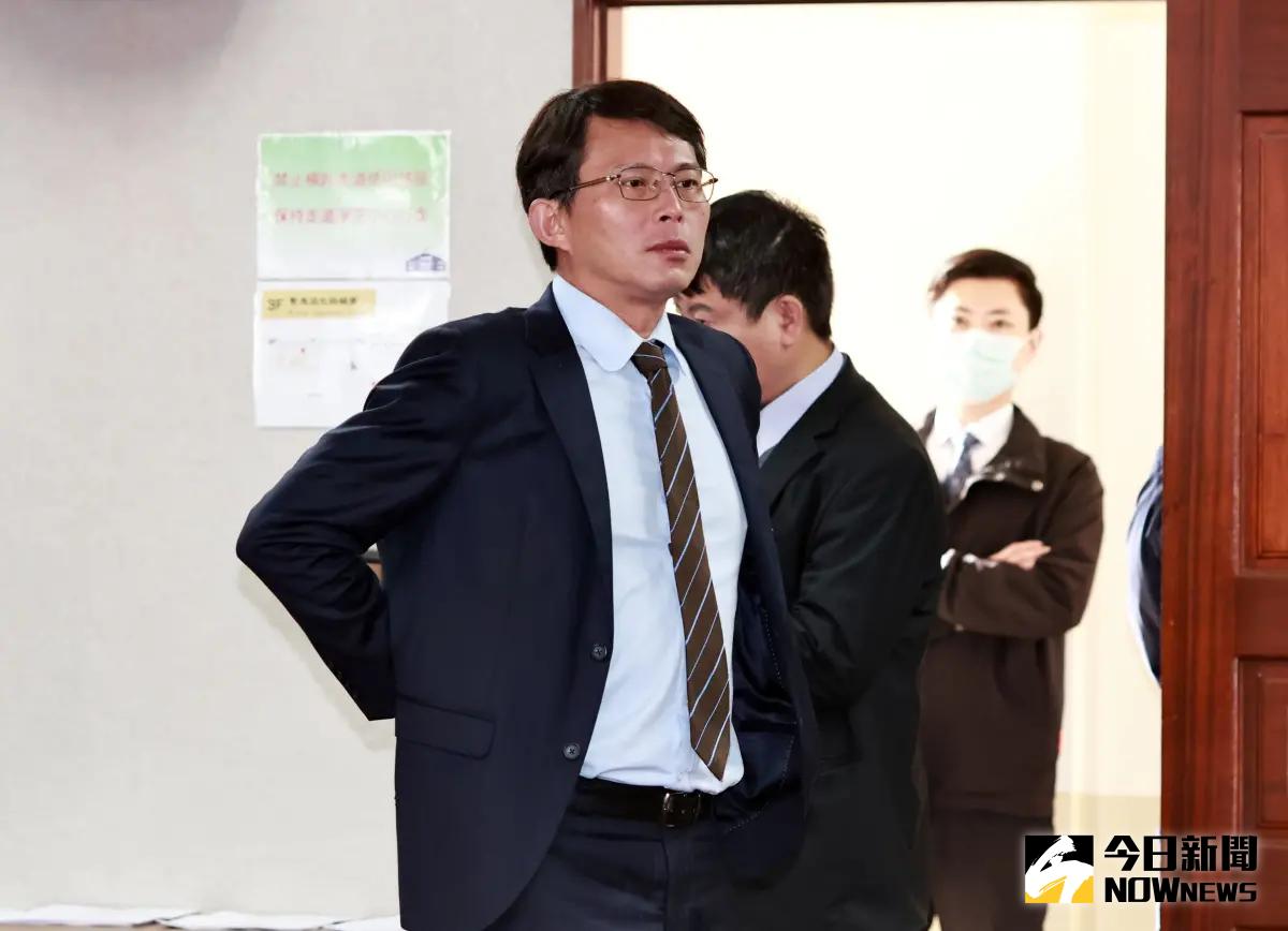 ▲台灣民眾黨代理主席黃國昌今（13）日晚間開直播表達對小草的感激之情。（圖／資料照片）