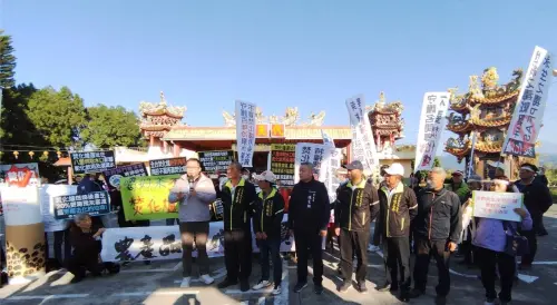 好茶不能配焚化爐!投縣府選址名間處理垃圾 茶農怒吼拒污染 ▲名間鄉長陳翰立強調「誓死反對興建焚化爐」。(圖/南投願景工作室提供,2025.01.13)