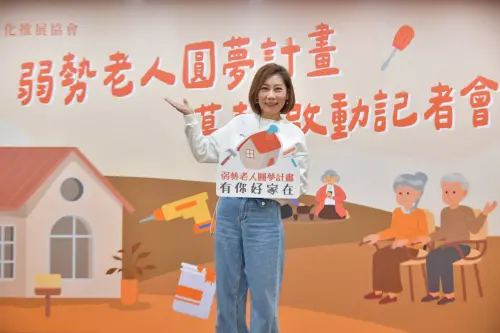 藝人郎祖筠長期關注長照議題,這次也擔任「弱勢老人圓夢計畫」的公益代言人。(圖/記者張志浩攝) ▲藝人郎祖筠長期關注長照議題,這次也擔任「弱勢老人圓夢計畫」的公益代言人。(圖/記者張志浩攝)