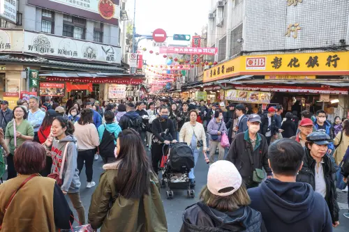 過年健康／別總是「宅」在家！新年外出走春　有助降低糖尿病風險
