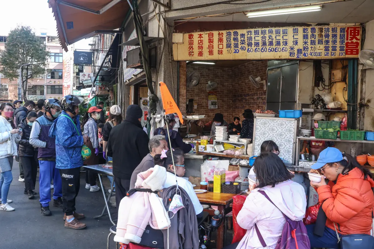 找錢摸食物罰2億？食藥署新規引爆民怨 網：比酒駕詐騙殺人還高