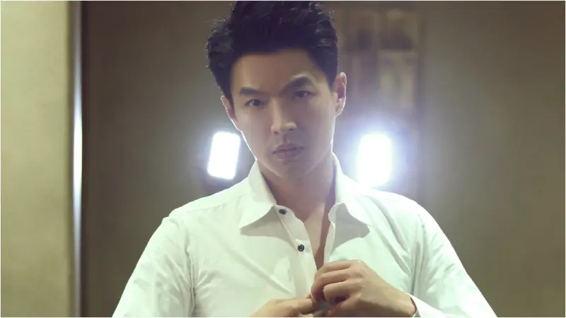 ▲李威昔日因拍戲愛上有「最強小三」之稱的中國女星姚笛，當時他的圈外女友楊子晴為了報復，便流出兩人私密床照。（圖／李威微博）