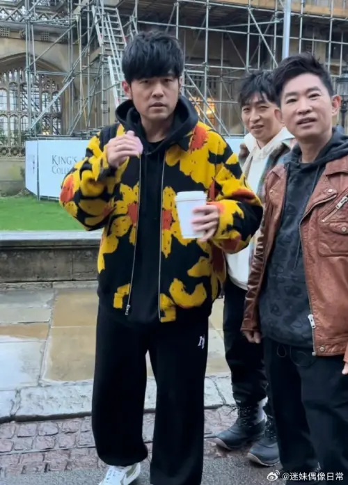 ▲周杰倫的近照被認為有些老態。（圖／翻攝自微博）