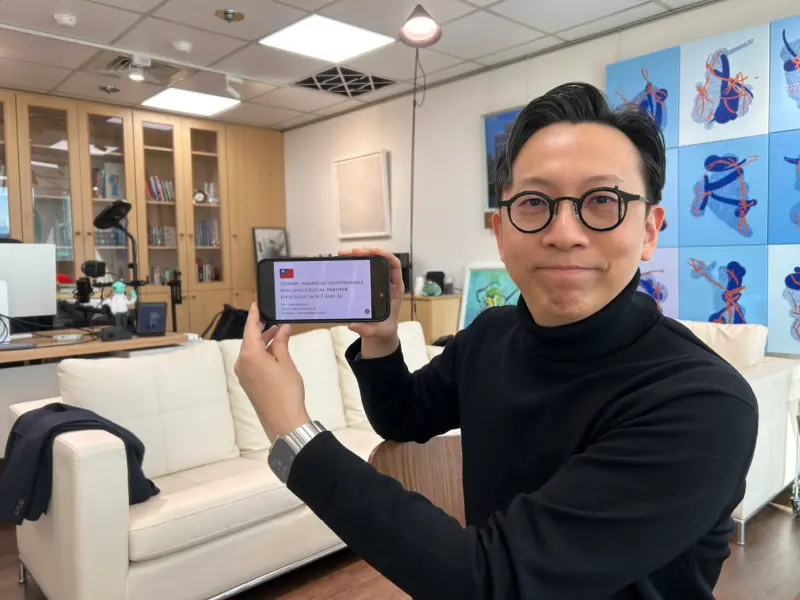 ▲葛如鈞想了5個版本標語，終於在近日定案。（圖／記者林怡昕攝，2025.01.15）