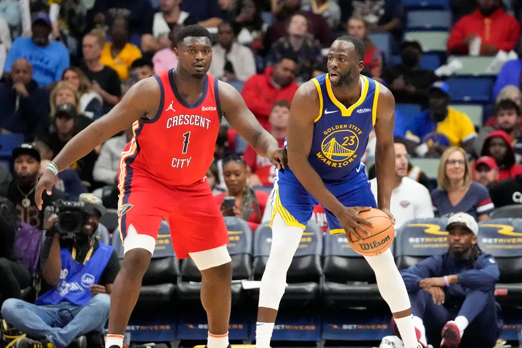 ▲勇士隨隊記者Anthony Slater在節目上和Nate Duncan進行對談，討論關於Zion Williamson來球隊的可能性，而犧牲的人選可能是Draymond Green。（圖／美聯社／達志影像）