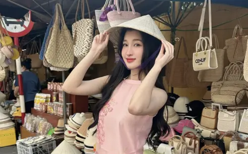 ▲阮芳妮平常會穿路邊攤的衣服和飾品。（圖／翻攝臉書）