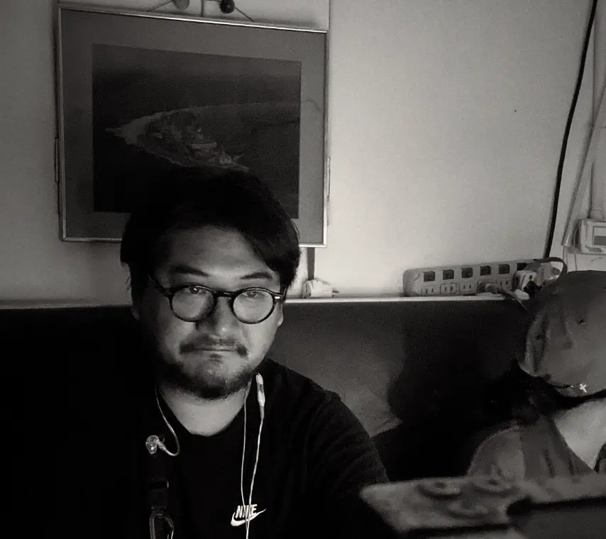 ▲對於國民黨提案刪除公視23億元預算，其中一項理由為《聽海湧》竄改歷史、毀人名節，對此導演孫介珩發聲了。（圖／翻攝自孫介珩臉書）