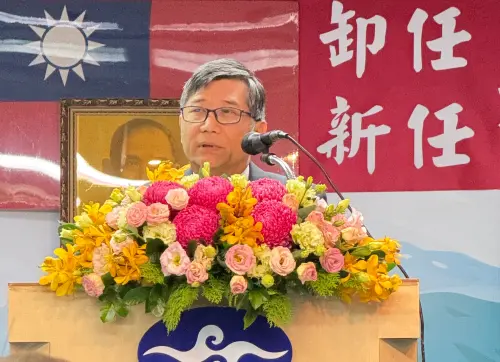 ▲前氣象署署長程家平在交接儀式中回顧40年氣象改革歷程。（圖／記者周淑萍攝）