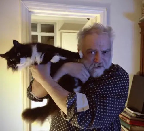資深男星史拉特里(Tony Slattery)「心臟病發離世」!享壽65歲 經典英喜劇成追憶。(圖/史拉特里IG) ▲資深男星史拉特里(Tony Slattery)「心臟病發離世」!享壽65歲 經典英喜劇成追憶。(圖/史拉特里IG)