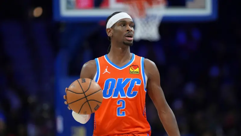 ▲NBA美國職籃2024-25例行賽台灣時間1月27日賽程，共有1場比賽進行，焦點之戰為奧克拉荷馬雷霆對上波特蘭拓荒者，雖然拓荒者近期迎來4連勝，但雙方在本季前兩次交手都由雷霆奪勝，而這一場最終雷霆也是以118：108取勝，斬斷對方近期贏球的氣勢。（圖／美聯社／達志影像）