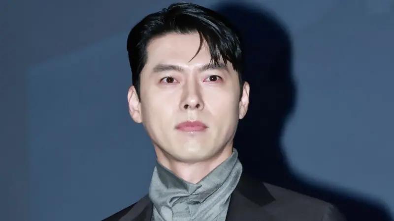 玄彬長得有多好看？與李棟旭不會自拍　一張角度變形合照震驚影迷