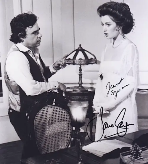 ▲珍西摩爾（右）認為吉諾特舒華克執導的《似曾相識》，永遠改變她的生活。（圖／摘自FB）