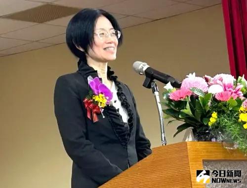 ▲高雄關新任關務長劉芳祝提出未來工作重點,期許同仁團結努力、攜手齊心,共同達成海關使命。(圖/記者黃守作攝,2025.01.17) ▲高雄關新任關務長劉芳祝提出未來工作重點,期許同仁團結努力、攜手齊心,共同達成海關使命。(圖/記者黃守作攝,2025.01.17)